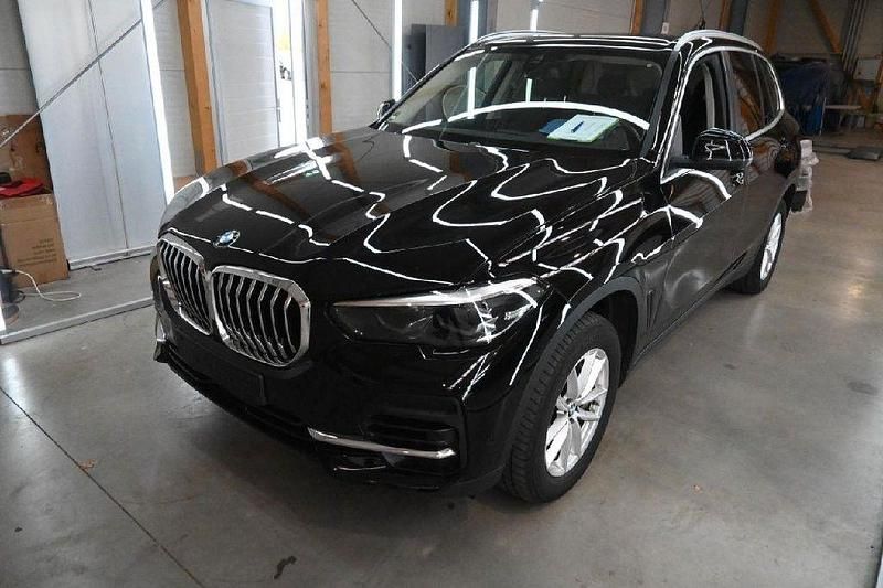 Schwarz Gebraucht 2022 BMW X5 Sport Line SUV | 51.990 € (Guter Preis) - Bild 1/4