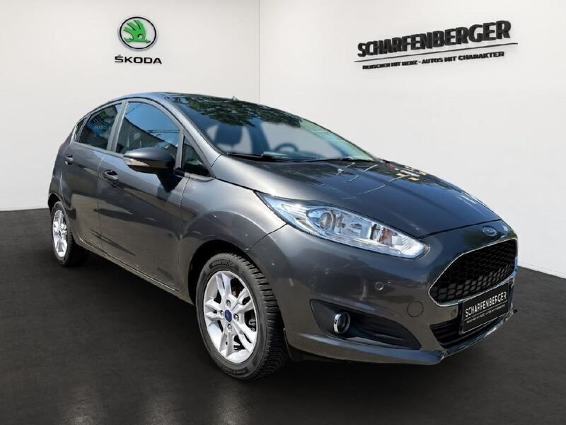 Gebraucht Ford Fiesta Celebration 101 PS (74 kW) 2017 Magneticgrau (metallic) Kleinwagen