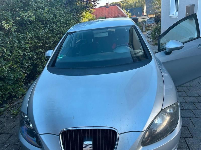 Gebraucht 2010 Seat Leon Limousine | 2.999 € (Guter Preis) - Bild 1/4