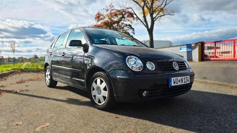 Schwarz Gebraucht 2004 VW Polo Limousine | 999 € (Guter Preis) - Bild 1/4