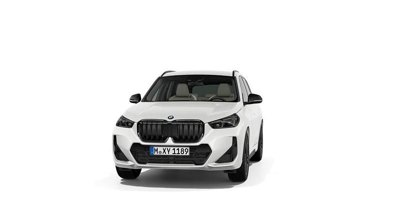Weiß Gebraucht 2024 BMW X1 Comfort Edition SUV | 44.700 € (Etwas zu teuer) - Bild 1/3