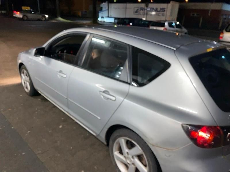 Gebraucht Mazda 3 109 PS (80 kW) 2006 Grau Limousine