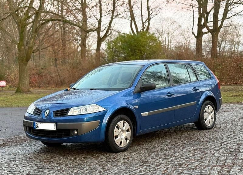Blau Gebraucht 2006 Renault Mégane GrandTour Kombi | 999 € (Guter Preis) - Bild 1/4