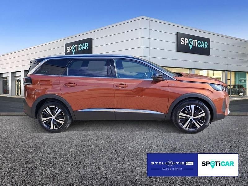 Gebraucht Peugeot 5008 GT 136 PS (100 kW) 2024 Braun SUV