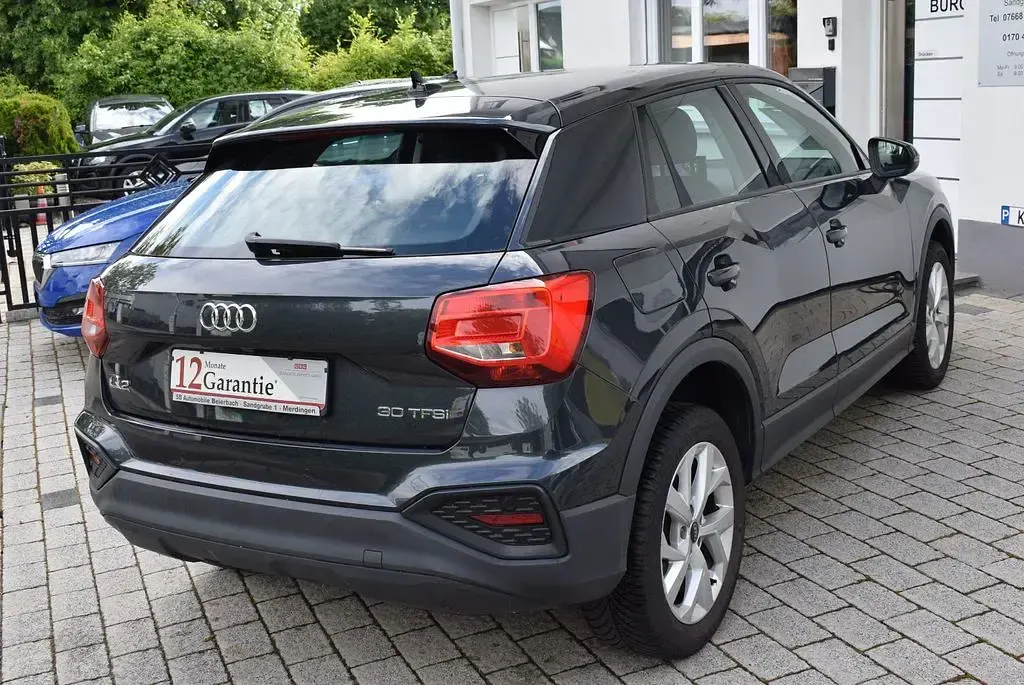 Gebraucht Audi Q2 Sport 110 PS (80 kW) 2022 Grau SUV