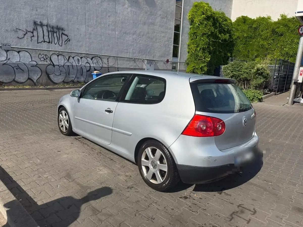 Gebraucht VW Golf IV 116 PS (85 kW) 2004 Silber Limousine