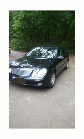 Gebraucht Mercedes E240 177 PS (130 kW) 2004 Schwarz Limousine