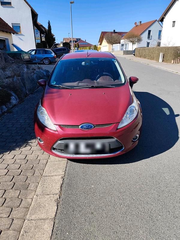 Gebraucht Ford Fiesta 81 PS (59 kW) 2009 Kleinwagen