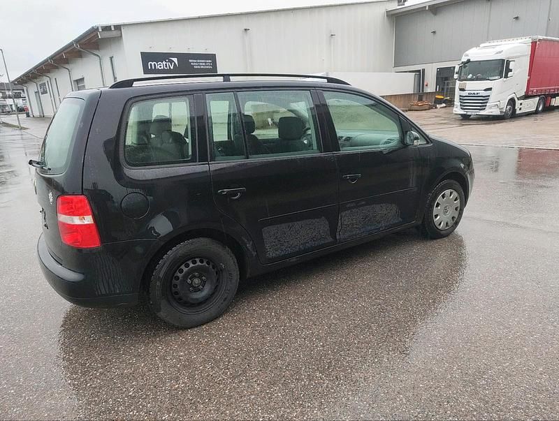 Gebraucht VW Touran 101 PS (74 kW) 2005 Schwarz Van / Kleinbus
