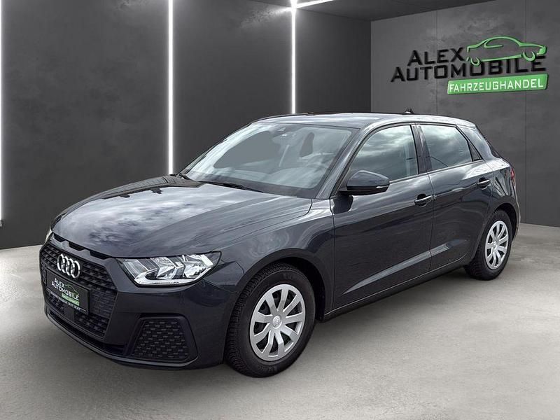 Manhattangrau Gebraucht 2021 Audi A1 Sportback Comfort Kleinwagen | 14.980 € - Bild 1/4