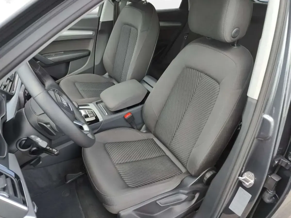 Gebraucht Audi Q5 S-Line 204 PS (150 kW) 2023 Daytonagrau perleffekt SUV