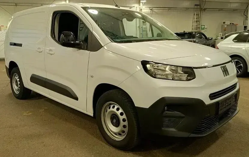 Gebraucht Fiat Doblò 131 PS (96 kW) 2025 Weiß Van / Kleinbus