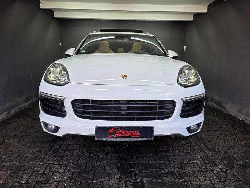 Gebraucht Porsche Cayenne 262 PS (192 kW) 2015 Weiß SUV