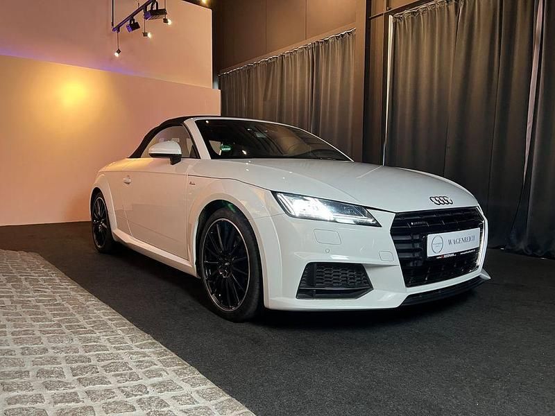 Gebraucht Audi TT Roadster S-Line 230 PS (169 kW) 2017 Gletscherweiss Cabrio