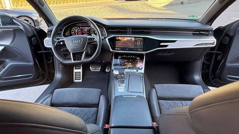 Schwarz Gebraucht 2022 Audi RS7 Ambiente Kleinwagen | 89.000 € (Guter Preis) - Bild 1/4