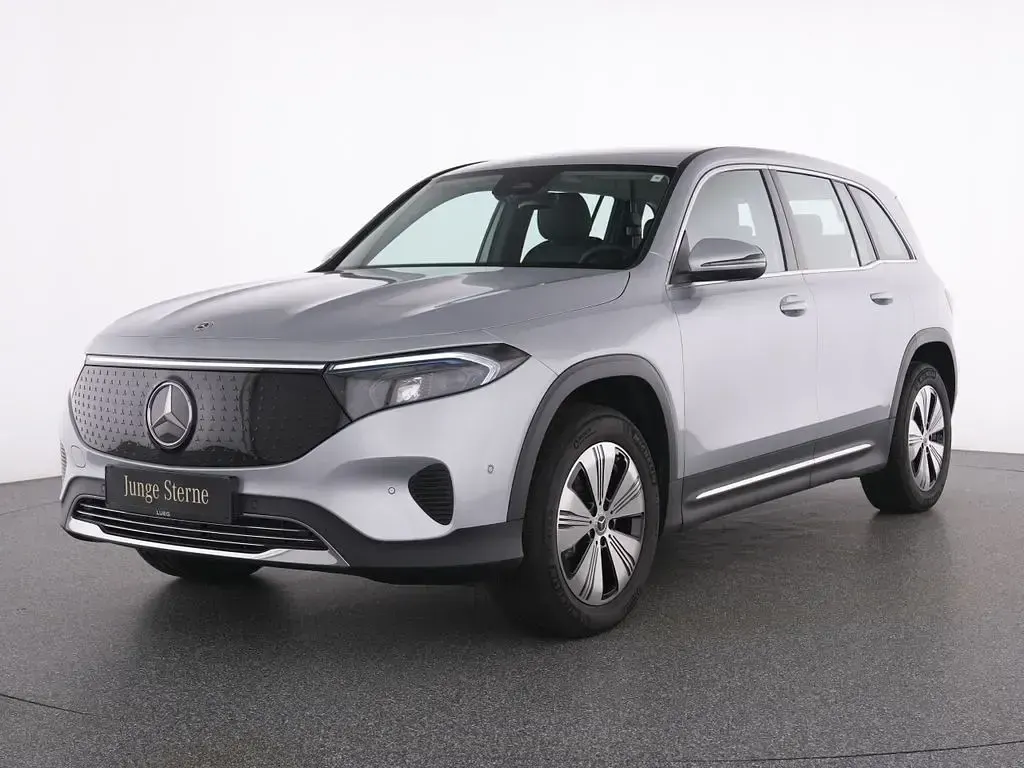 Second-hand Mercedes EQB250+ Progressive 139 kW (190 CP) 2025 Argintiu SUV