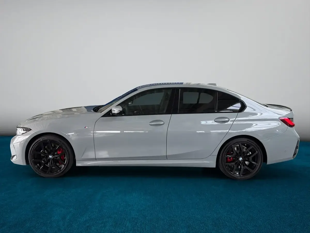 Neu BMW 320 Shadowline 190 PS (139 kW) 2025 Grau Limousine