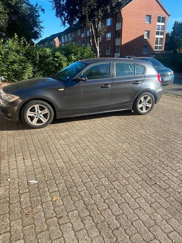 Gebraucht BMW 120 163 PS (119 kW) 2006 Grau Kleinwagen