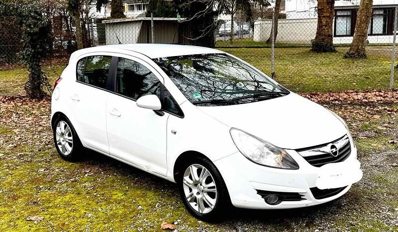 Gebraucht Opel Corsa 90 PS (66 kW) 2010 Weiß Kleinwagen