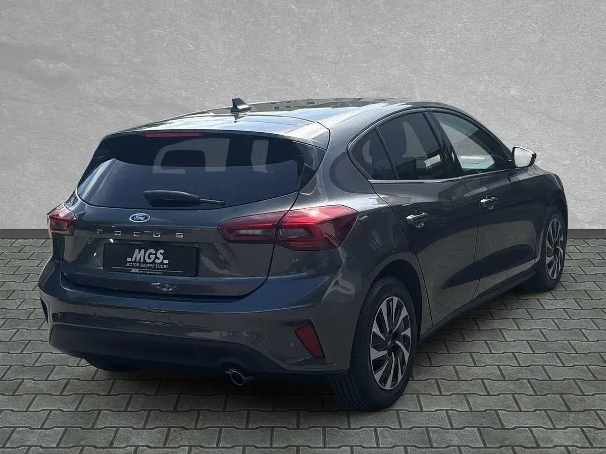 Gebraucht Ford Focus Titanium 155 PS (114 kW) 2025 Magnetic metallic Limousine
