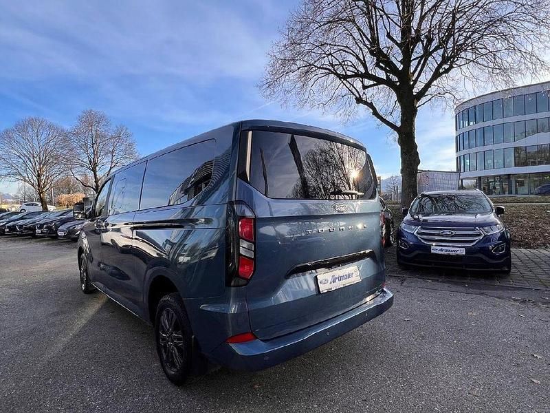 Gebraucht Ford Tourneo Titanium 150 PS (110 kW) 2024 Blau Van / Kleinbus