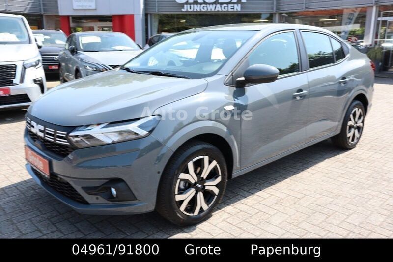 Grau Neu 2024 Dacia Logan Limousine | 18.490 € - Bild 1/4