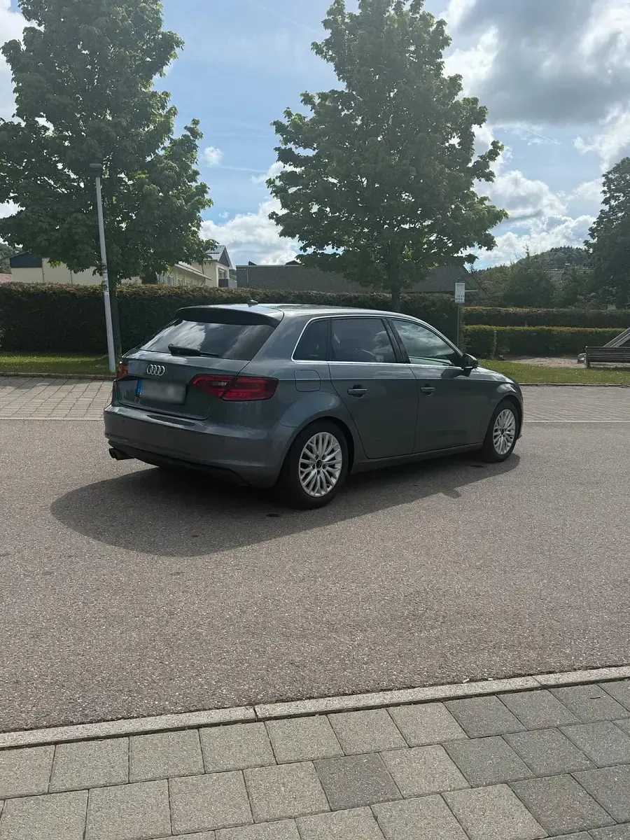 Gebraucht Audi A3 150 PS (110 kW) 2014 Grau Kombi