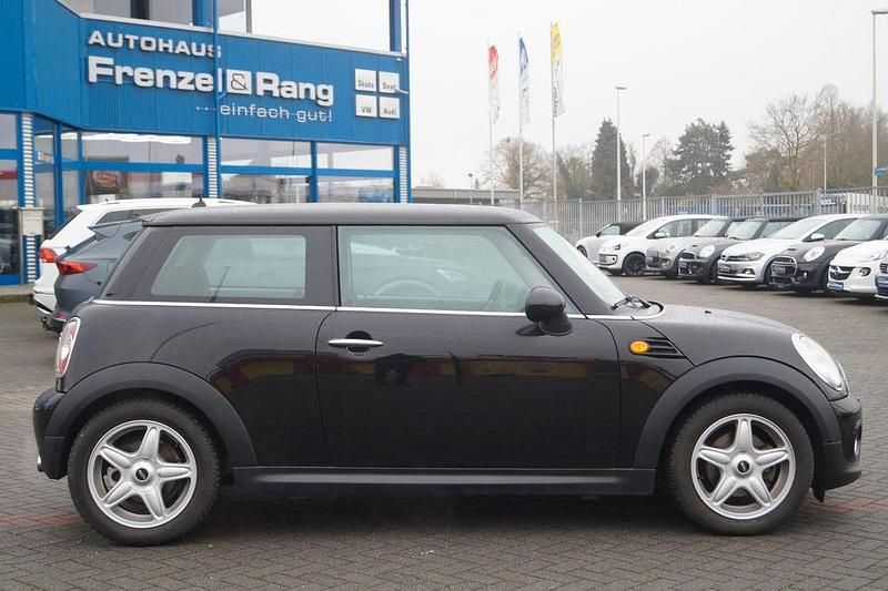 Gebraucht Mini Cooper 122 PS (89 kW) 2010 Schwarz Kleinwagen
