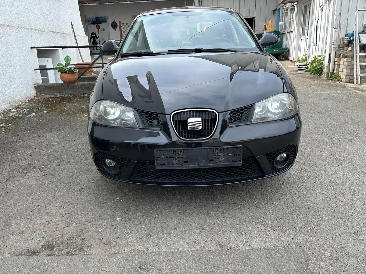 Używany Seat Ibiza 86 KM (63 kW) 2008 Czarny Hatchback
