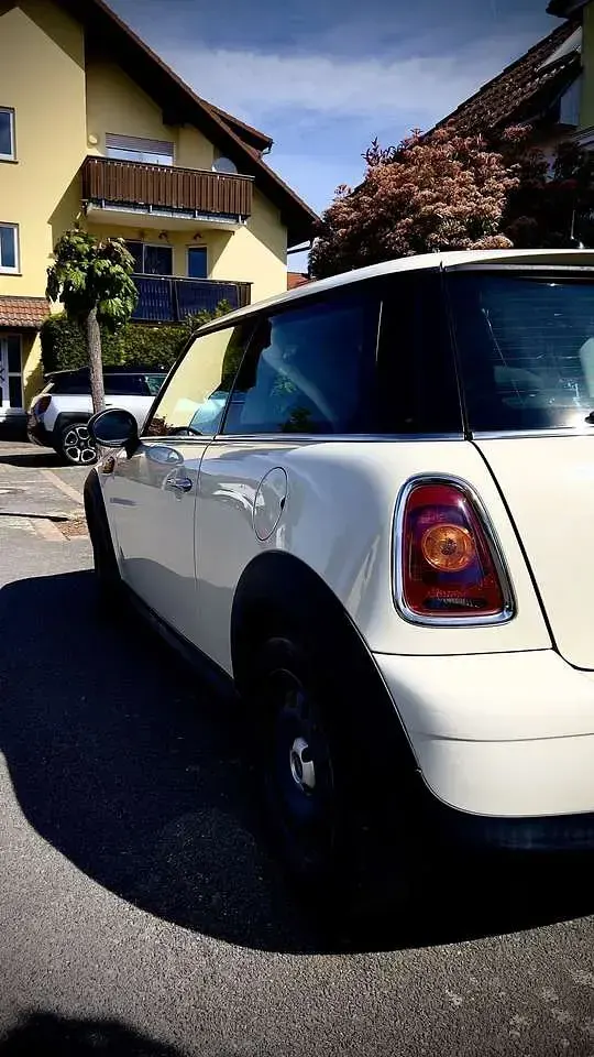 Second-hand Mini ONE 75 CP (55 kW) 2009 Alb Hatchback