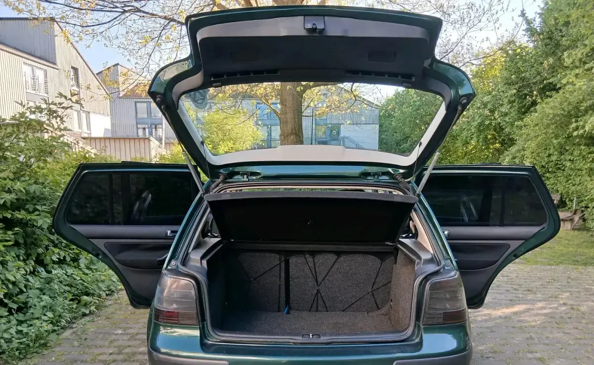 Occasion VW Golf Edition 75 ch (55 kW) 2001 Vert Coupé