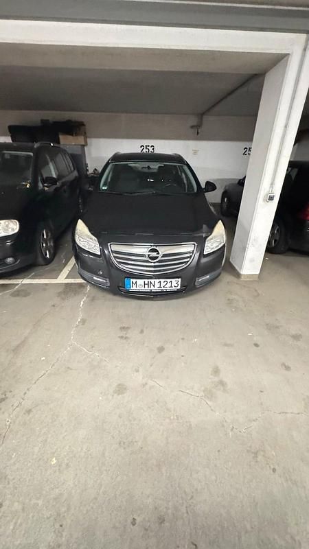 Schwarz Gebraucht 2009 Opel Insignia Kombi | 3.200 € (Guter Preis) - Bild 1/4
