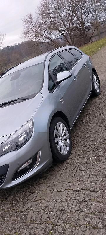 Gebraucht Opel Astra 120 PS (88 kW) 2013 Silber Kombi