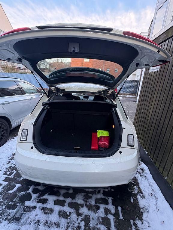 Gebraucht Audi A1 Ambition 86 PS (63 kW) 2013 Weiß Kleinwagen