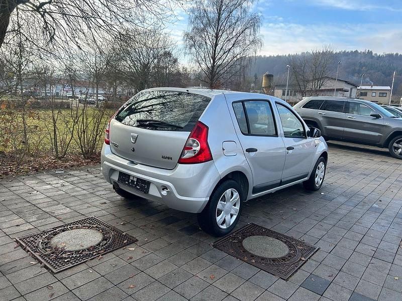 Gebraucht Dacia Sandero Ambiance 75 PS (55 kW) 2009 Grau SUV
