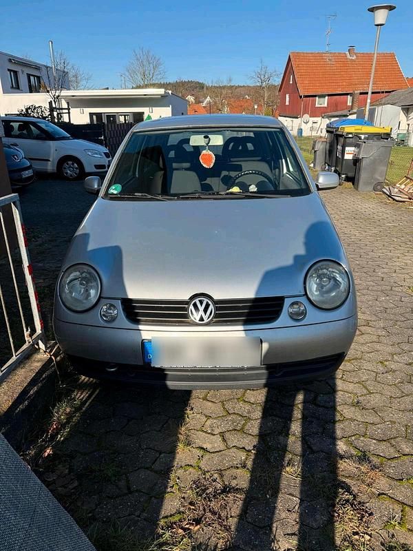 Silber Gebraucht 2003 VW Lupo Kleinwagen | 1.000 € (Guter Preis) - Bild 1/4