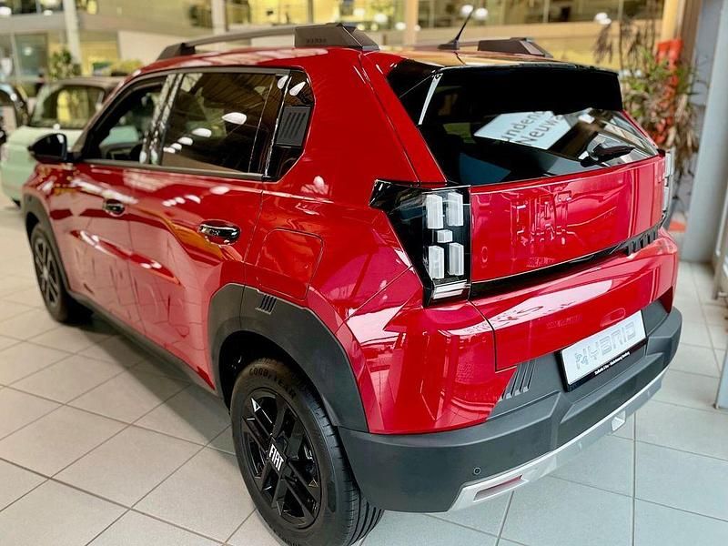 Neu Fiat Grande Panda Icon 110 PS (80 kW) 2026 Rot Kleinwagen