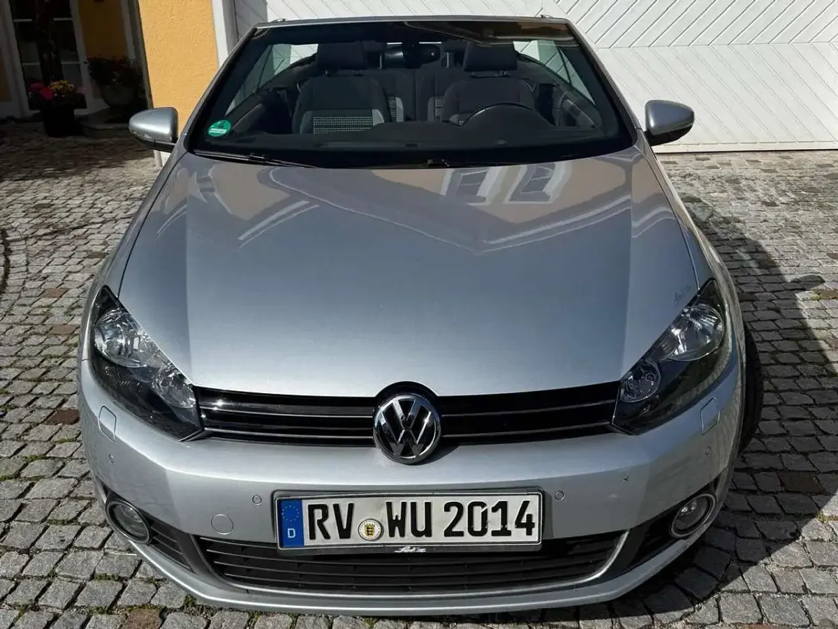 Gebraucht VW Golf Cabriolet Life 105 PS (77 kW) 2013 Silber Cabrio