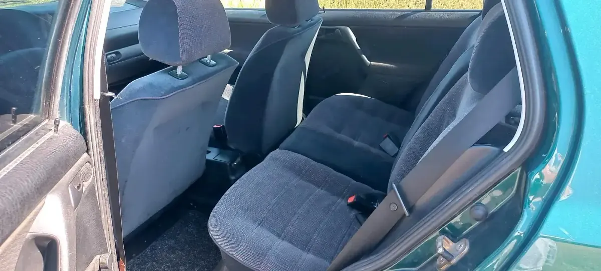 Gebraucht VW Golf III 75 PS (55 kW) 1997 Grün Limousine