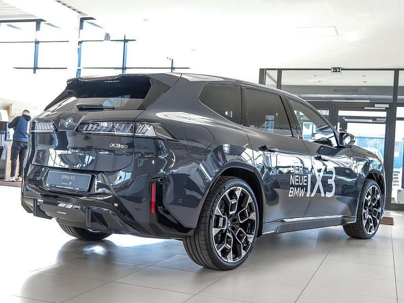 Gebraucht BMW iX3 M Sport 344 kW (469 PS) 2026 Grau SUV