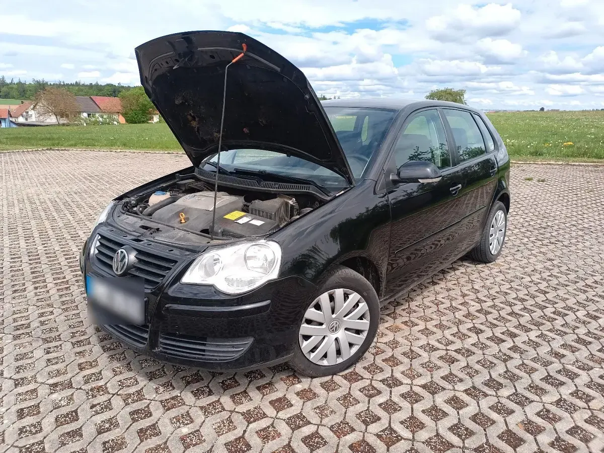 Używany VW Polo 80 KM (58 kW) 2005 Czarny Hatchback