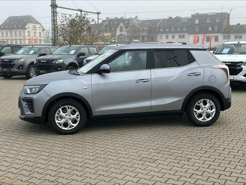 Neu SsangYong Tivoli 163 PS (119 kW) 2026 Silber SUV