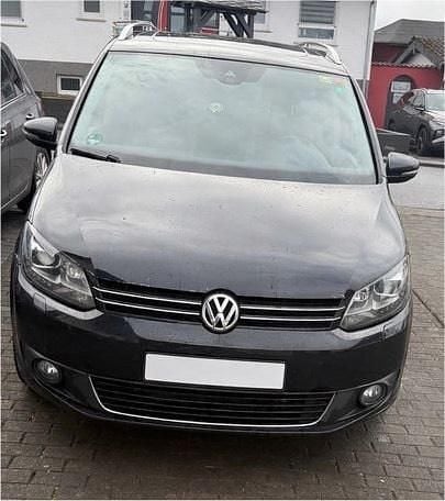 Gebraucht VW Touran 140 PS (102 kW) 2013 Schwarz Van / Kleinbus