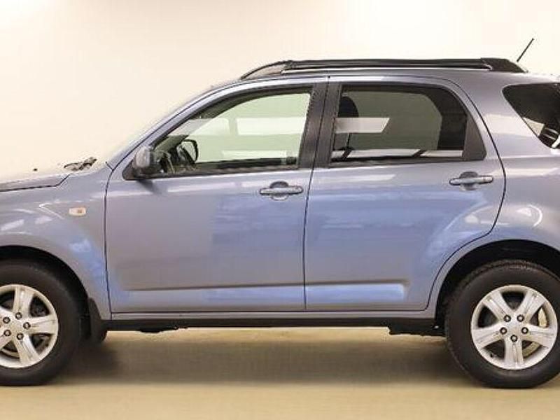 Gebraucht Daihatsu Terios 105 PS (77 kW) 2010 Grau SUV