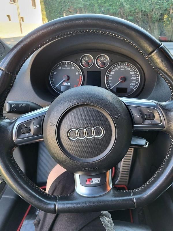 Gebraucht Audi S3 Sport 265 PS (194 kW) 2008 Schwarz Kleinwagen
