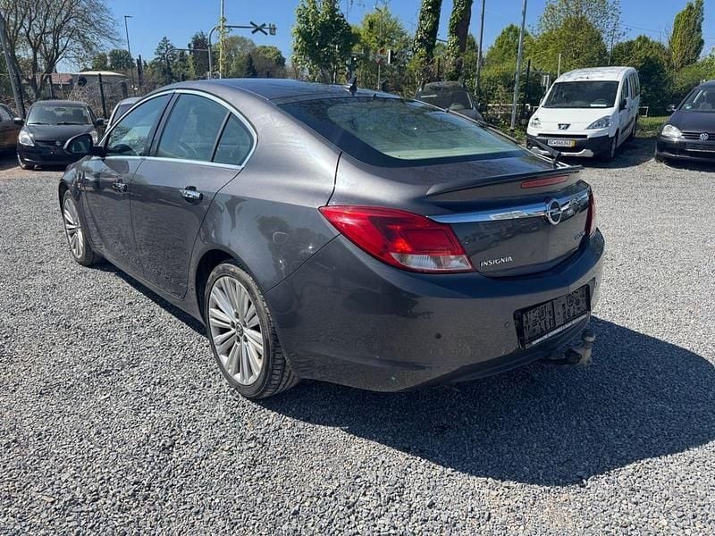 Gebraucht Opel Insignia Innovation 131 PS (96 kW) 2011 Grau Limousine