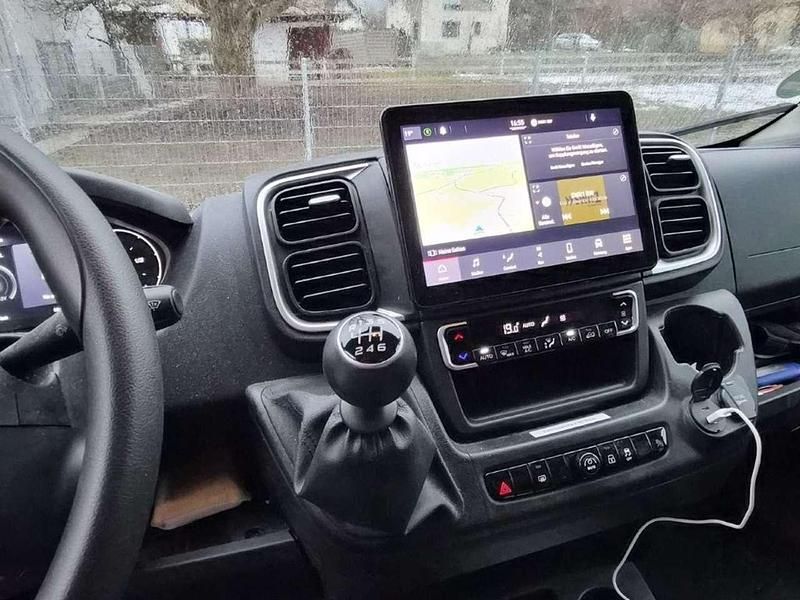 Gebraucht Fiat Ducato 140 PS (102 kW) 2022 Rot Van