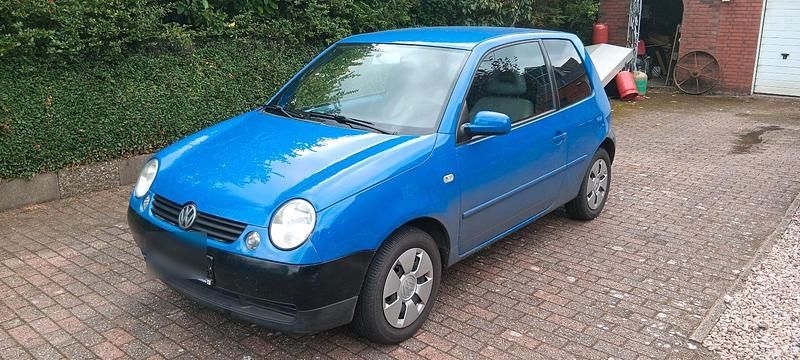 Blau Gebraucht 2001 VW Lupo Kleinwagen | 350 € (Superpreis) - Bild 1/4