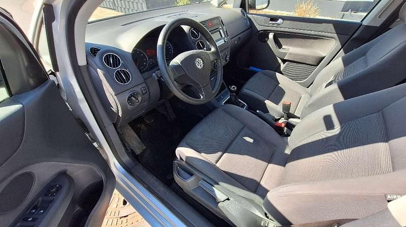 Gebraucht VW Golf VI Trendline 80 PS (58 kW) 2008 Silber Kleinwagen