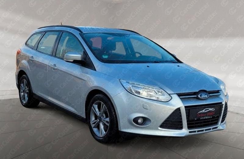 Gebraucht Ford Focus Trend 116 PS (85 kW) 2012 Grau Kombi
